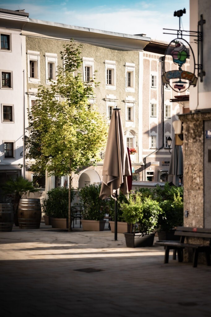 Bayrhamerplatz in Hallein bei Sonnenaufgang